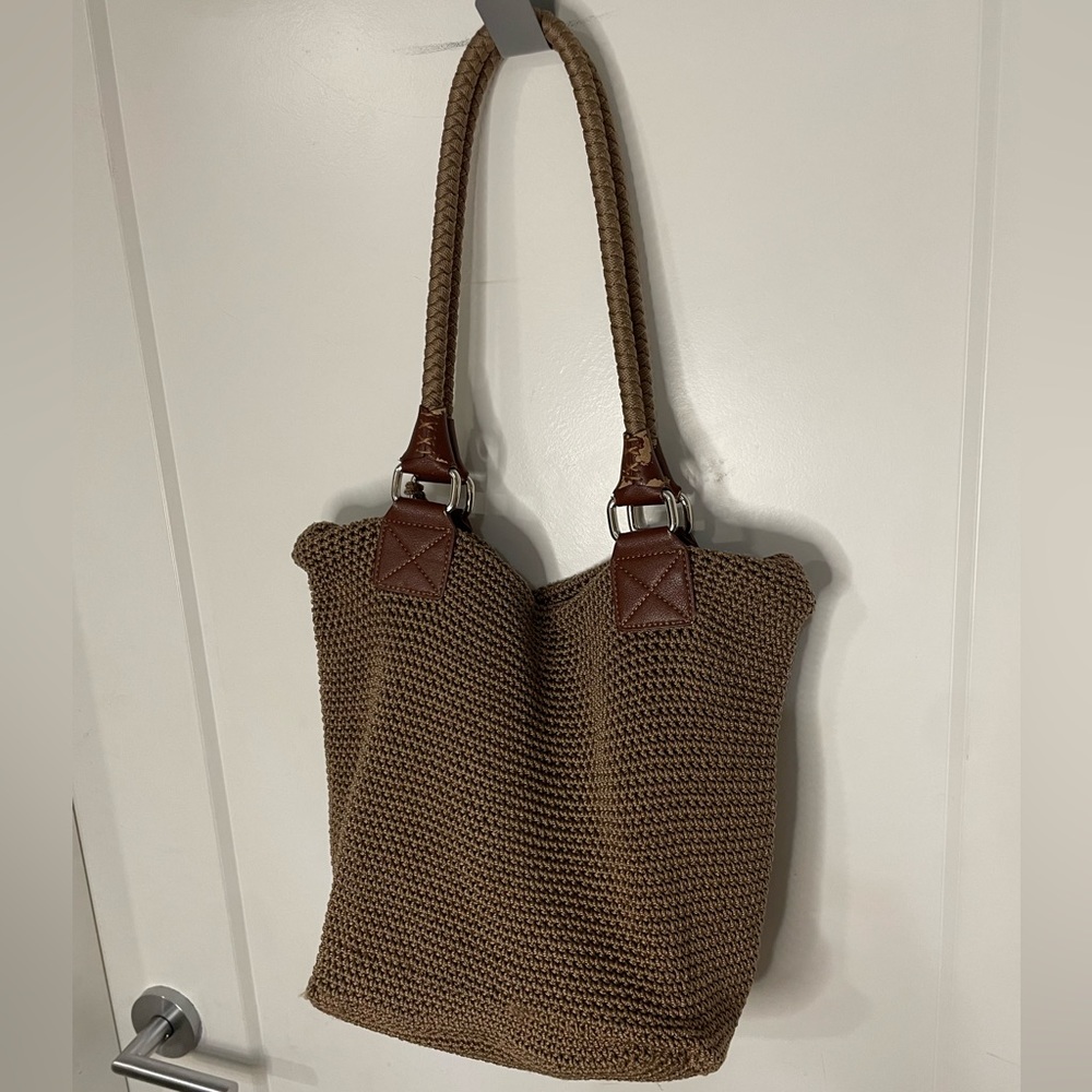 The Sak Crochet Medium Size Tote Brown Bag Purse Zipper Closure